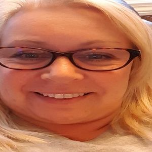 Meet your Posher, Gabriela